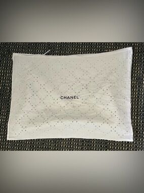 CHANEL White Perforated Logo Dust Cover